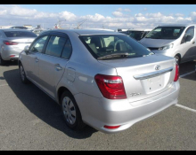 Toyota Corolla Axio 2015
