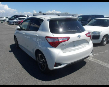 Toyota Vitz 2017