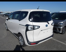Toyota Sienta 2018