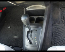 Toyota Corolla Axio 2013