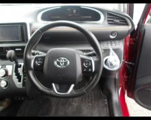 Toyota Sienta 2019