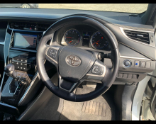 Toyota Harrier 2016