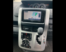 Toyota Noah 2013