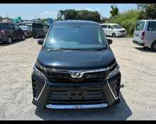 Toyota Voxy 2017