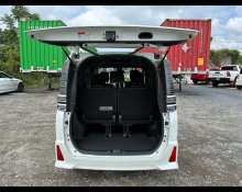 Toyota Voxy 2017