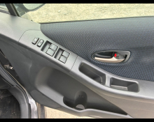 Toyota Vitz 2010