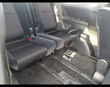 Toyota Vellfire 2010