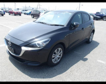 Mazda Mazda2 2021