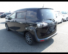 Toyota Sienta 2019