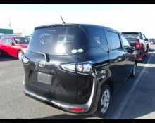 Toyota Sienta 2020