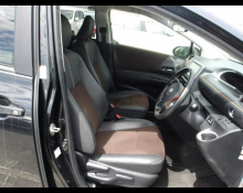 Toyota Sienta 2019