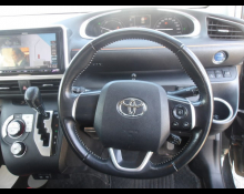 Toyota Sienta 2020
