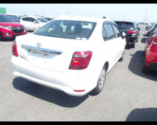 Toyota Corolla Axio 2018