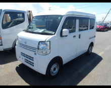 Nissan NV100 2020
