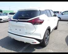 Nissan Kicks 2025