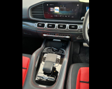 Mercedes Benz GLE-Class 2021