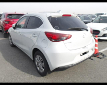Mazda Mazda2 2019