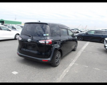 Toyota Sienta 2019