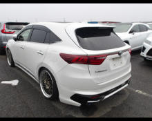 Toyota Harrier 2017