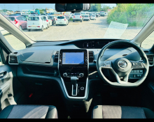 Nissan Serena 2018