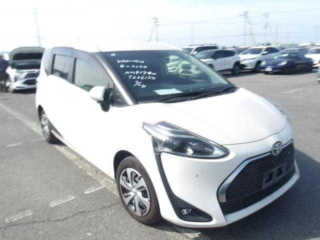 Toyota Sienta 2021