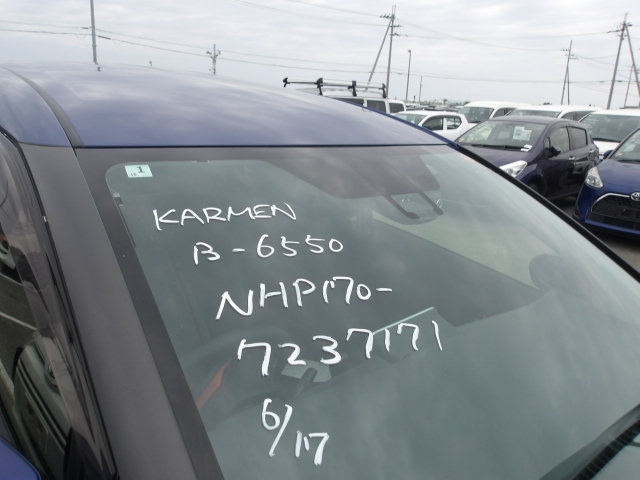 Toyota Sienta 2021
