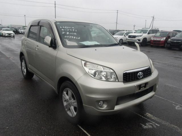Toyota Rush 2010