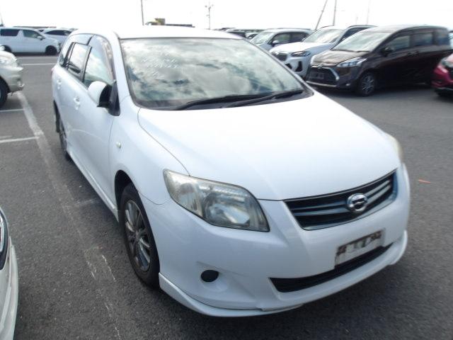 Toyota Corolla Fielder 2011