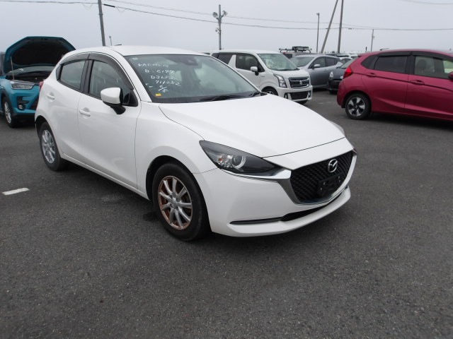 Mazda Mazda2 2020