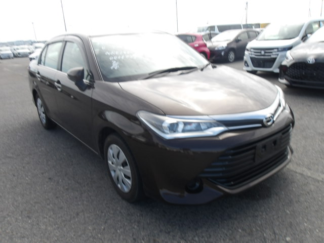 Toyota Corolla Axio 2015