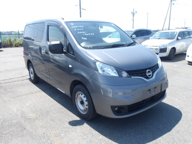 Nissan NV200 2022