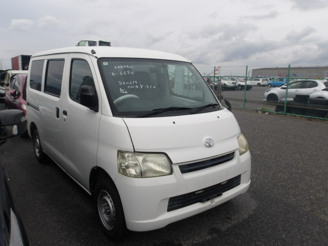 Toyota Liteace Van 2014