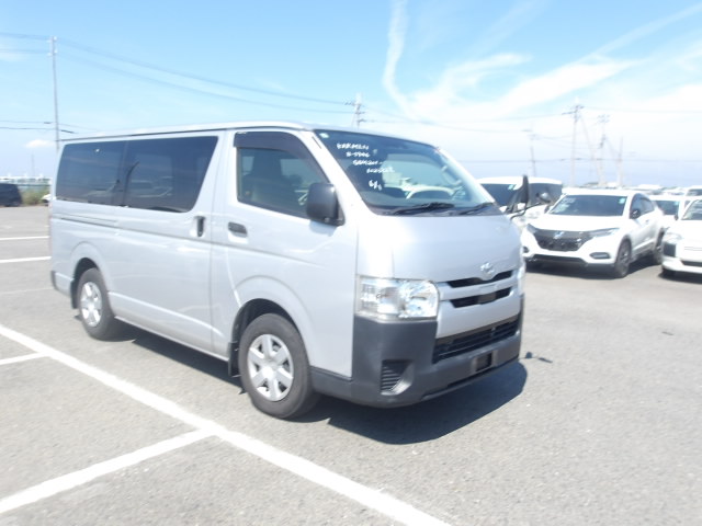 Toyota Hiace Van 2019