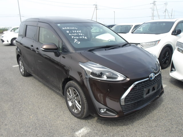 Toyota Sienta 2020