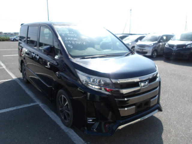 Toyota Noah 2020