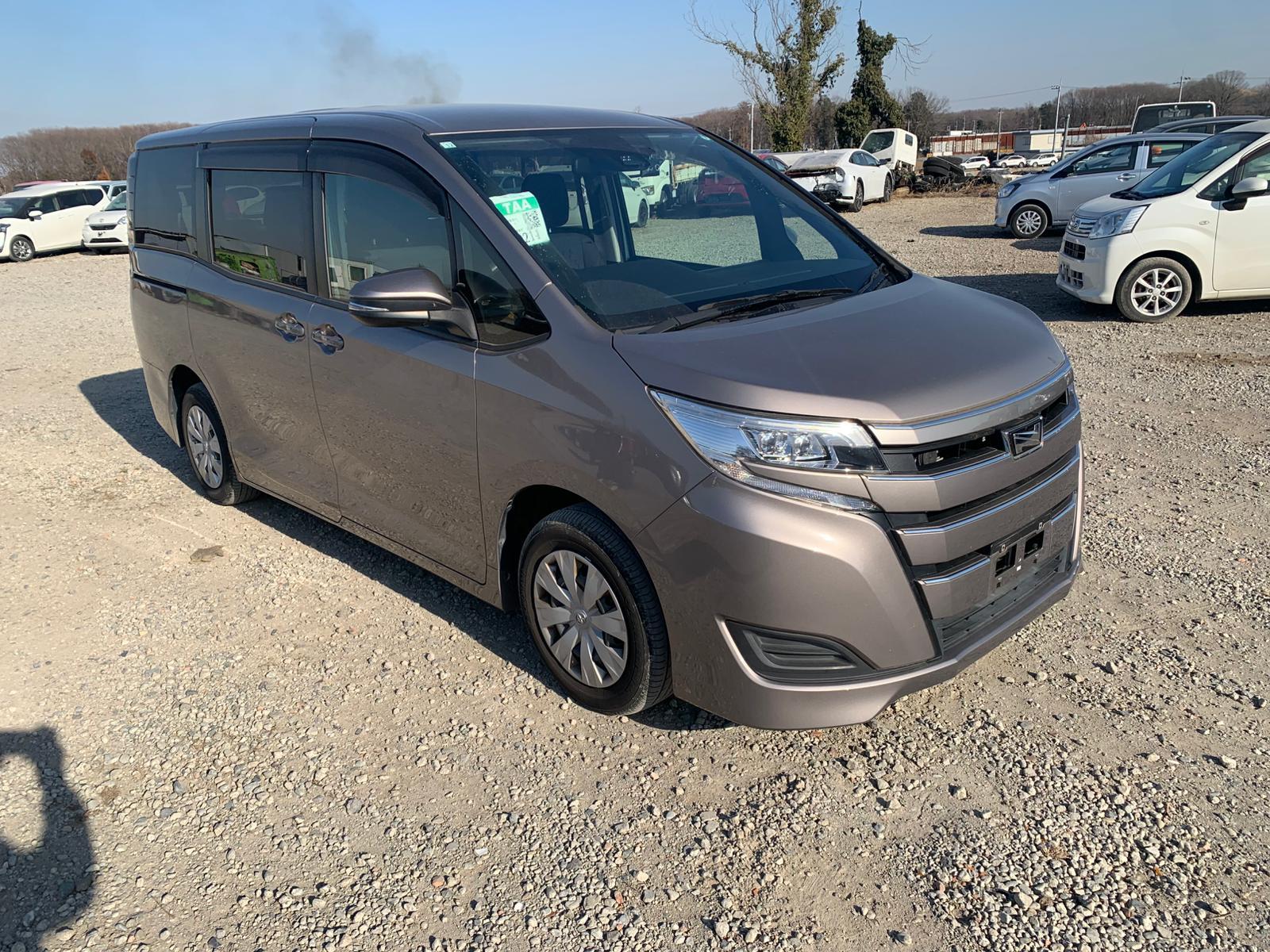 Toyota Noah 2020