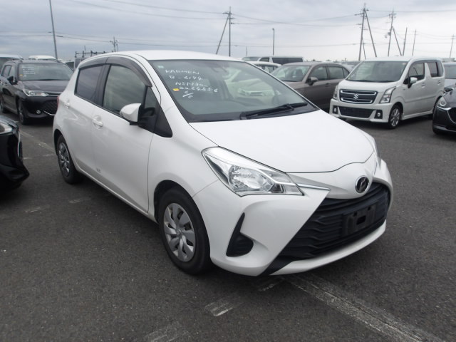 Toyota Vitz 2017