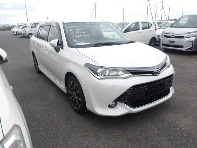 Toyota Corolla Fielder 2015