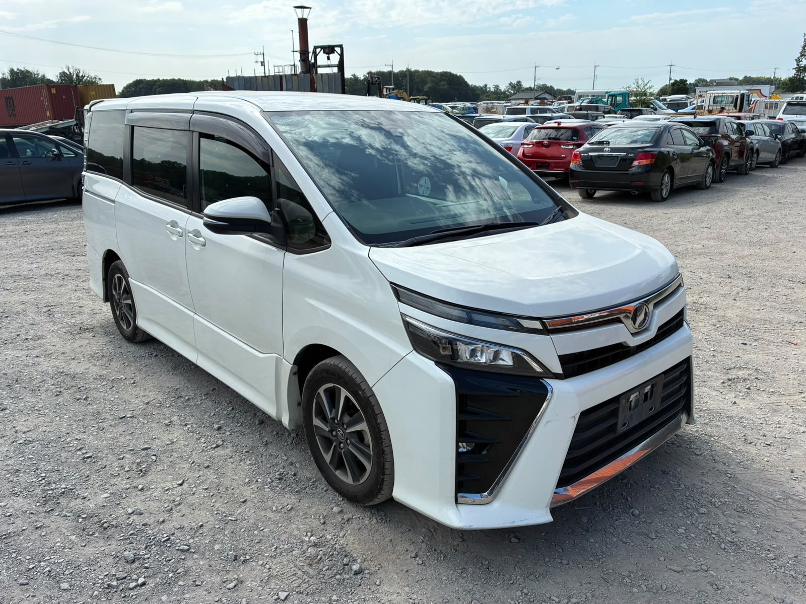 Toyota Voxy 2017