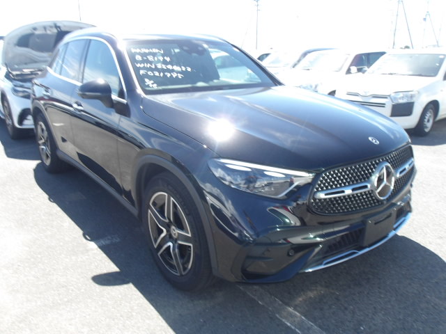Mercedes Benz GLC-class 2023