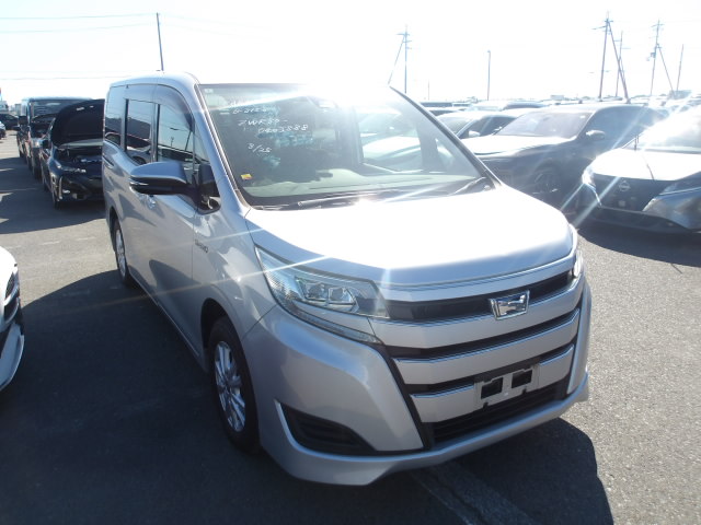 Toyota Noah 2019