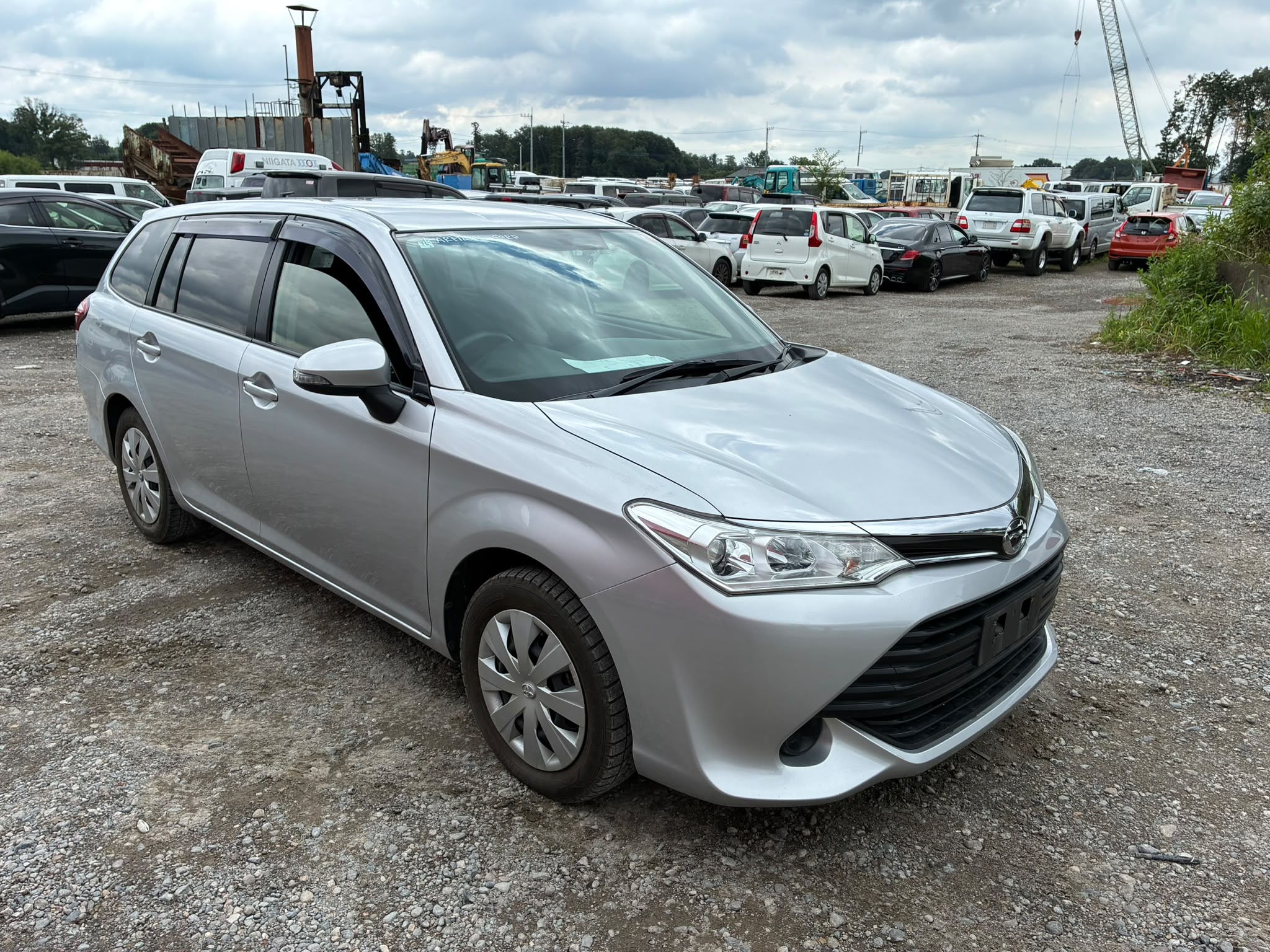 Toyota Corolla Fielder 2015