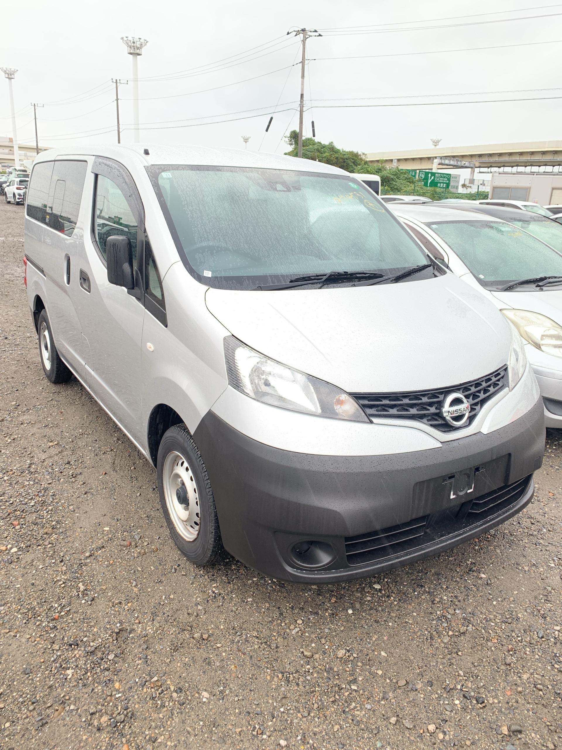 Nissan NV200 2020