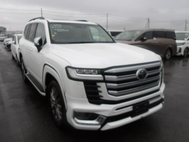 Toyota Land Cruiser 2023