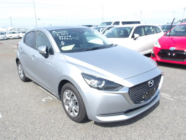 Mazda Mazda2 2022