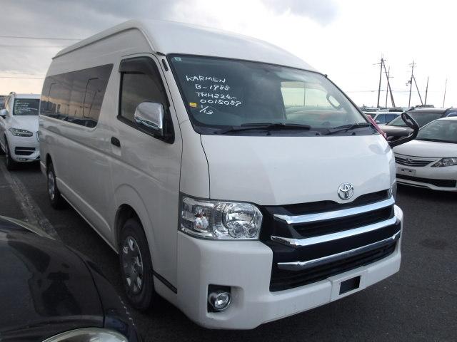 Toyota Hiace Wagon 2015