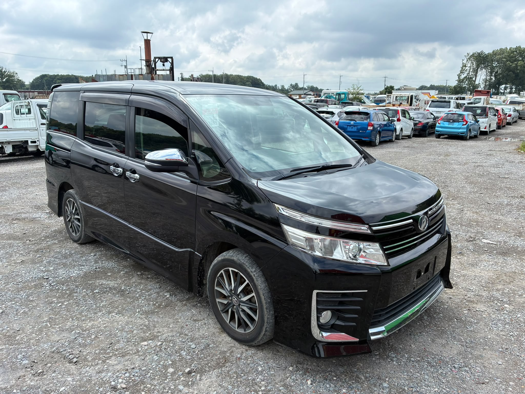 Toyota Voxy 2015