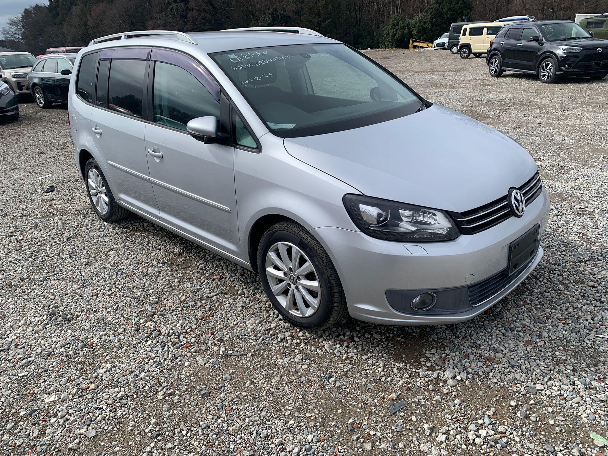 Volkswagen Golf Touran 2013