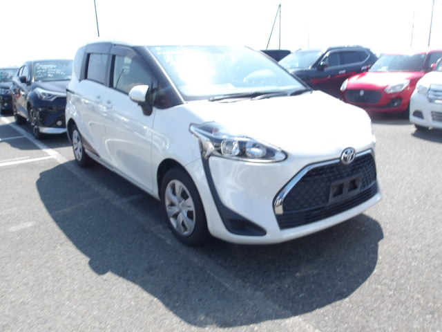 Toyota Sienta 2020