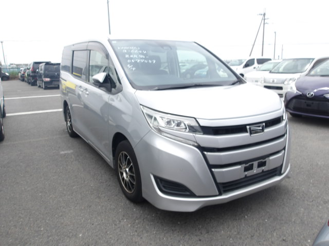 Toyota Noah 2019